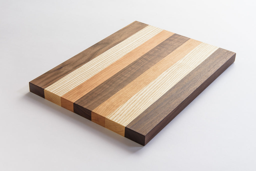 Small Cutting Board (Walnut) - UTEC